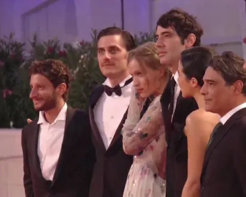 cast martin eden